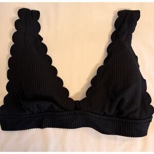 Aerie Black Crinkle Ribbed & Scalloped  Bikini Scoop Top Medium